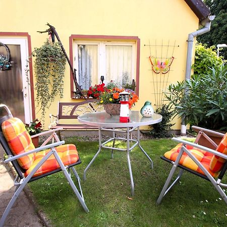 Ferienwohnung Familie Schmidt Bergen Auf Rugen Esterno foto