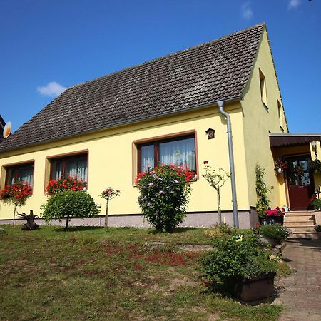 Ferienwohnung Familie Schmidt Bergen Auf Rugen Esterno foto