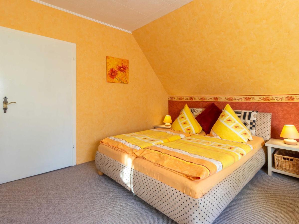 Ferienwohnung Familie Schmidt Bergen Auf Rugen Esterno foto