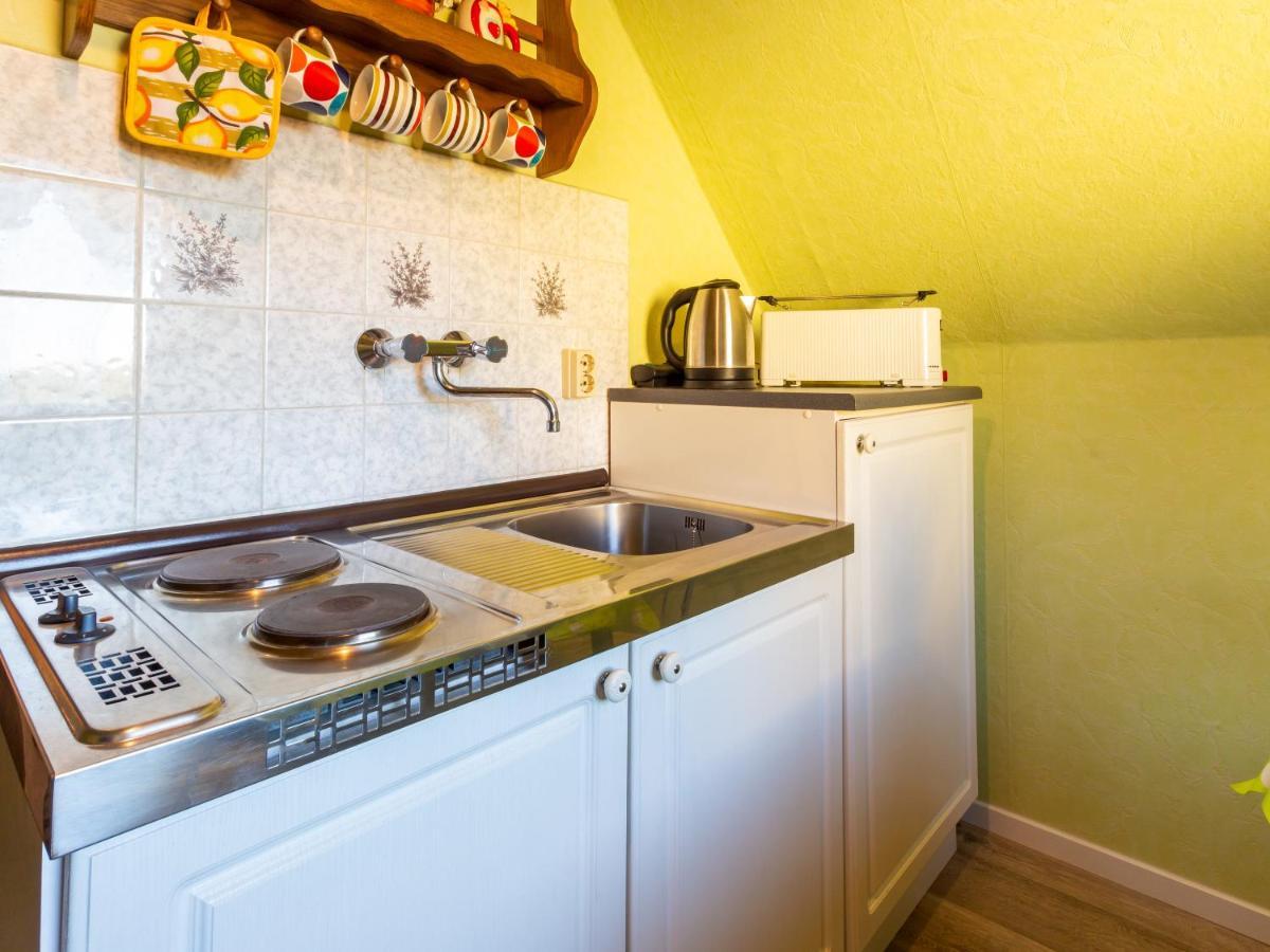 Ferienwohnung Familie Schmidt Bergen Auf Rugen Esterno foto